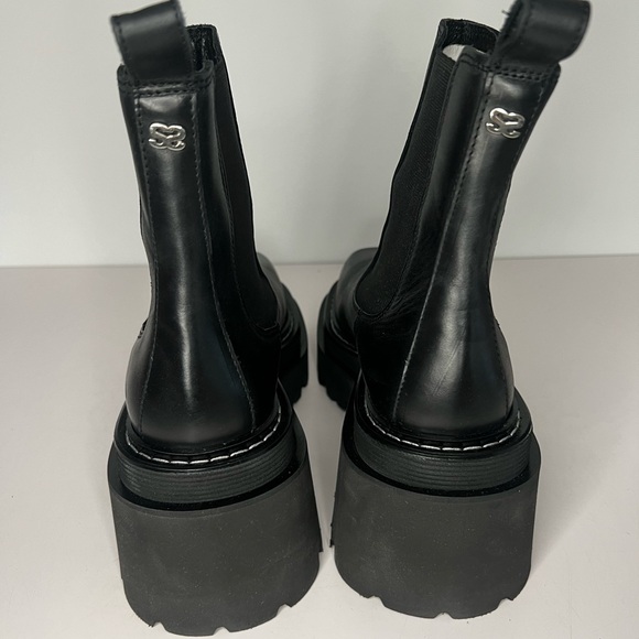 Akis Stretch Platform Chelsea Boots - Picture 4 of 6